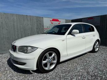 BMW 1 SERIES 2.0 120d SE Steptronic Euro 5 5dr