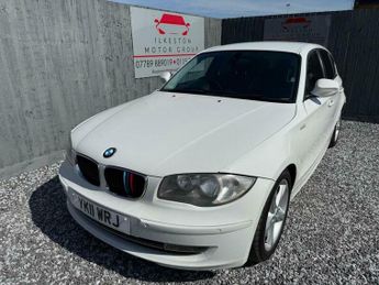 BMW 1 SERIES 2.0 120d SE Steptronic Euro 5 5dr