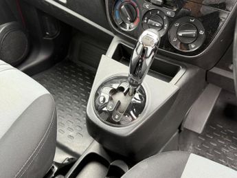 Fiat Qubo 1.3 MultiJet My Life Dualogic 5dr 75BHP