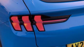 Ford Mustang BASE