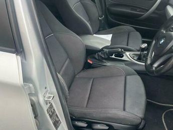 BMW 1 SERIES 118d SE
