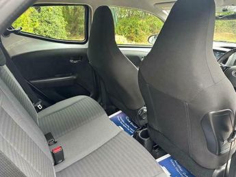 Toyota AYGO VVT-I X-PLAY AUTOMATIC