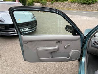 Nissan Micra S 1.0cc AUTOMATIC. Only 26039miles. 14 Service Stamps. Two Keys.