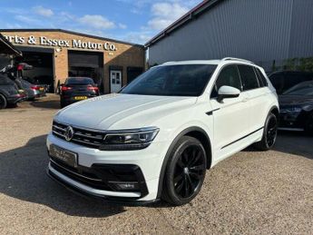 Volkswagen Tiguan 2.0 TDI R-Line DSG 4Motion Euro 6 (s/s) 5dr