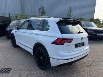 Volkswagen Tiguan 2.0 TDI R-Line DSG 4Motion Euro 6 (s/s) 5dr