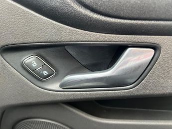 Ford Transit Custom 1.0 340 EcoBoost 13.6kWh Trend Auto L1 H1 Euro 6 5dr CarPlay+A/C