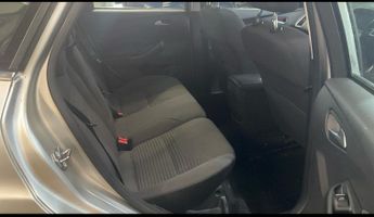 Ford Focus TITANIUM
