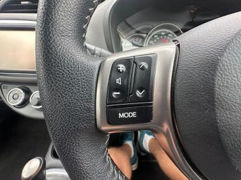 Toyota Yaris VVT-I ICON M-DRIVE S