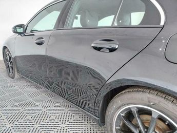 Mercedes-Benz A Class 1.5 A180d Sport (Executive) 7G-DCT Euro 6 (s/s) 5dr