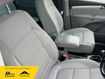Volkswagen Sharan 2.0 TDI SE Nav MPV 5dr Diesel DSG Euro 6 (s/s) (150 ps)