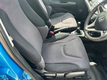 Honda Jazz I-VTEC S