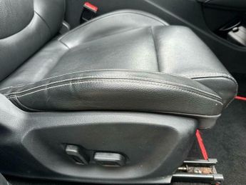 MG ZS 44.5kWh Exclusive Auto 5dr