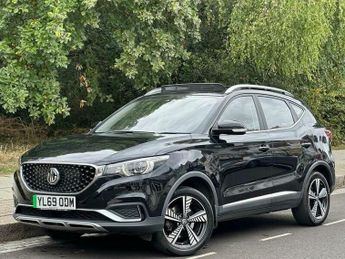 MG ZS 44.5kWh Exclusive Auto 5dr