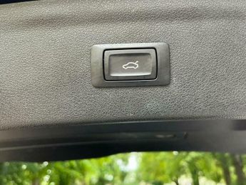 Audi Q3 1.4 TFSI CoD S line Edition S Tronic Euro 6 (s/s) 5dr