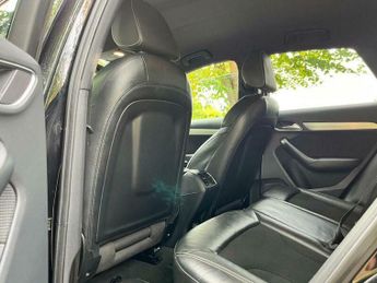 Audi Q3 1.4 TFSI CoD S line Edition S Tronic Euro 6 (s/s) 5dr
