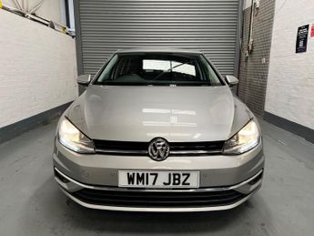 Volkswagen Golf SE NAVIGATION TSI BLUEMOTION TECHNOLOGY DSG