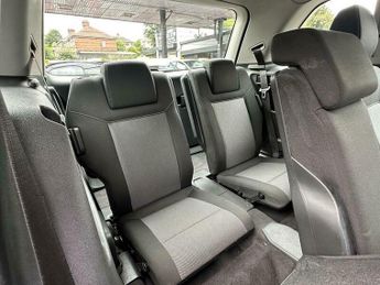 Vauxhall Zafira 1.6 16V Exclusiv Euro 5 5dr