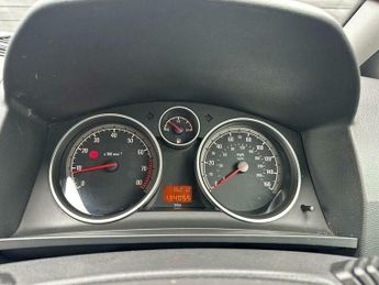 Vauxhall Zafira 1.6 16V Exclusiv Euro 5 5dr