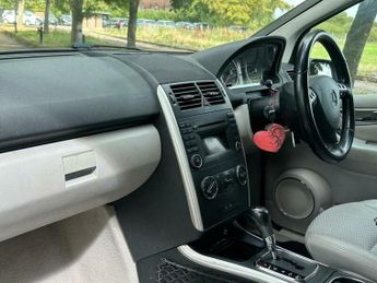 Mercedes-Benz A Class 1.7 A180 Avantgarde SE CVT 5dr