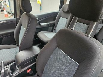 Ford Galaxy 2.0 TDCi Zetec Powershift Euro 5 5dr