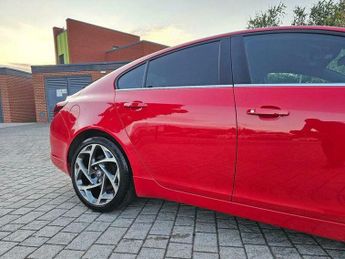 Vauxhall Insignia 2.0 CDTi SRi VX Line Nav Auto Euro 5 5dr
