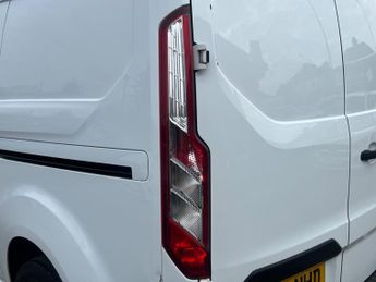 Ford Transit Custom 1.0 340 EcoBoost 13.6kWh Trend Auto L1 H1 Euro 6 5dr CarPlay+A/C