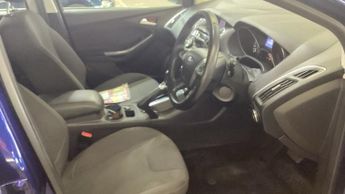 Ford Focus 1.6 Titanium Navigator Hatchback 5dr Petrol Powershift Euro 5 (1