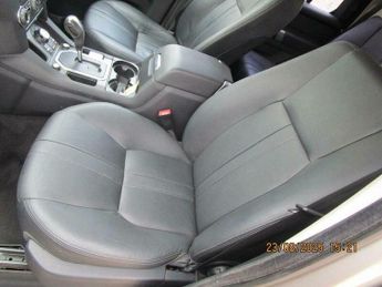 Land Rover Discovery 3.0 SD V6 XS CommandShift 4WD Euro 5 5dr