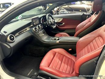 Mercedes C Class C 220 D AMG LINE PREMIUM PLUS [5X SERVICES, SAT NAV, LEATHER, PA