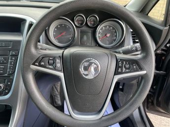 Vauxhall Astra DESIGN