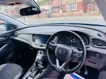 Vauxhall Grandland X 1.2 Turbo Sport Nav Auto Euro 6 (s/s) 5dr