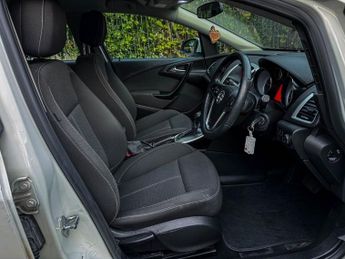 Vauxhall Astra 2.0 CDTi SRi Auto 163 Bhp | 1 Former Keeper _ Full Vauxhall Deal