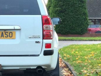 Suzuki Grand Vitara 2.4 VVT SZ5 Auto 4WD Euro 5 5dr