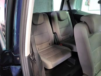 Volkswagen Sharan SE TDI DSG