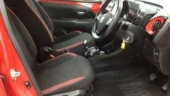 Toyota AYGO 1.0 VVT-i x-cite 4 Red Bi-Tone x-shift Euro 6 5dr