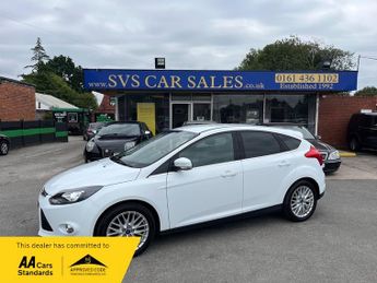 Ford Focus 1.6 Zetec Hatchback 5dr Petrol Powershift Euro 5 (125 ps)