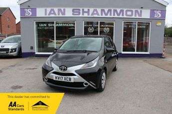 Toyota AYGO VVT-I X-PLAY