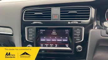 Volkswagen Golf 2.0 TDI BlueMotion Tech GT Hatchback 5dr Diesel DSG Euro 5 (s/s)