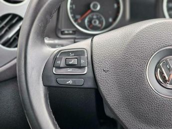 Volkswagen Tiguan 2.0 TDI BlueMotion Tech Match DSG 4WD Euro 5 (s/s) 5dr