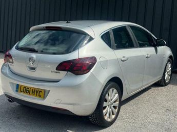 Vauxhall Astra 2.0 CDTi Elite Auto Euro 5 5dr