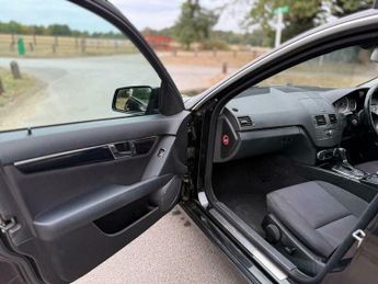 Mercedes-Benz C Class 1.8 C180 BlueEfficiency SE Auto Euro 5 4dr