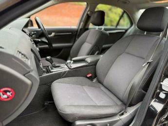 Mercedes-Benz C Class 1.8 C180 BlueEfficiency SE Auto Euro 5 4dr