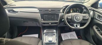 MG MG5 61.1kWh Excite Long Range Auto 5dr