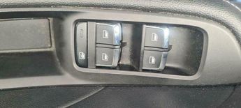 MG MG5 61.1kWh Excite Long Range Auto 5dr
