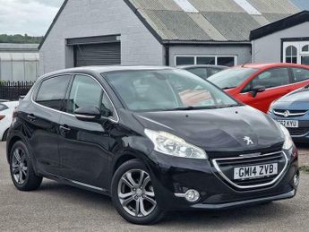 Peugeot 208 1.2 VTi Allure Euro 5 5dr