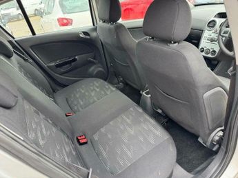 Vauxhall Corsa 1.2 16V Exclusiv Easytronic Euro 5 5dr (A/C)