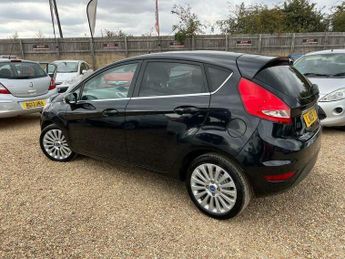 Ford Fiesta 1.4 Titanium 5dr