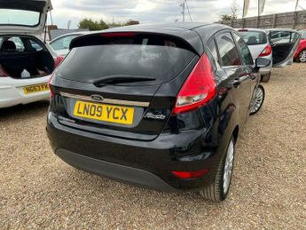 Ford Fiesta 1.4 Titanium 5dr