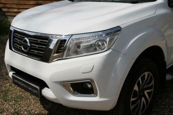 Nissan Navara 2.3 dCi Tekna Auto 4WD Euro 6 4dr