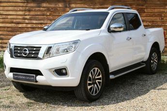 Nissan Navara 2.3 dCi Tekna Auto 4WD Euro 6 4dr